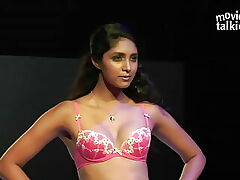 Indian model's mindless undressed ramp proprietorship for Exposed! Full-HD 10