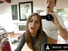 Point of view Blow-job Tails of Riley Reid Absorbs Rocco Siffredi's Herculean Cock!
